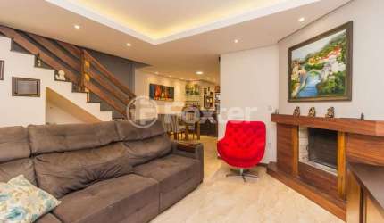 Casa com 3 quartos à venda na Rua Dom Jaime de Barros Câmara, 711, Sarandi, Porto Alegre, 237 m2 por R$ 980.000