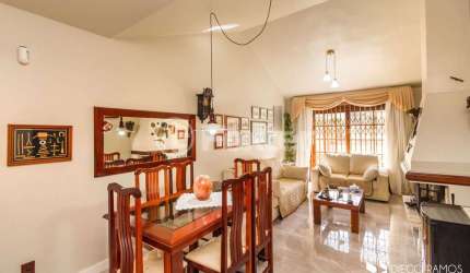 Casa com 3 quartos à venda na Rua Fernando Borba, 313, Ipanema, Porto Alegre, 140 m2 por R$ 840.000