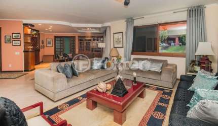 Casa em condomínio fechado com 4 quartos à venda na Avenida Firmino Octávio Bimbi, 255, Cavalhada, Porto Alegre, 486 m2 por R$ 2.232.500