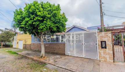 Casa com 4 quartos à venda na Rua Vinte e Um de Agosto, 72, Cavalhada, Porto Alegre, 300 m2 por R$ 680.000