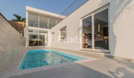 Casa com 3 quartos à venda na Rua Comendador Creidy, 24, Chácara das Pedras, Porto Alegre, 178 m2 por R$ 2.900.000