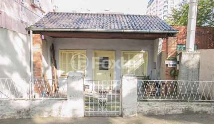 Casa com 2 quartos à venda na Rua Anita Garibaldi, 393, Mont Serrat, Porto Alegre, 81 m2 por R$ 800.000