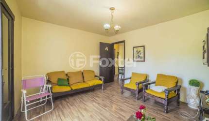Casa com 3 quartos à venda na Rua Doutor Mário Totta, 1553, Tristeza, Porto Alegre, 170 m2 por R$ 820.000