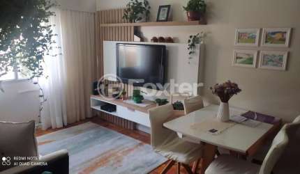 Apartamento com 3 quartos à venda na Rua Lasar Segall, 125, São Sebastião, Porto Alegre, 54 m2 por R$ 275.000
