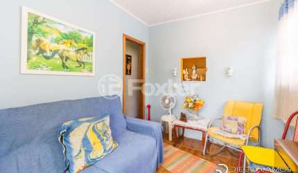 Casa com 2 quartos à venda na Rua Marechal Simeão, 42, Passo da Areia, Porto Alegre, 160 m2 por R$ 550.000