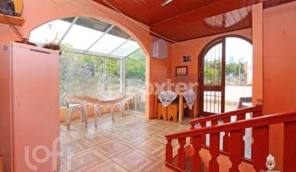 Casa com 3 quartos à venda na Rua Tenente-Coronel Fabrício Pilar, 817, Mont Serrat, Porto Alegre, 164 m2 por R$ 980.000