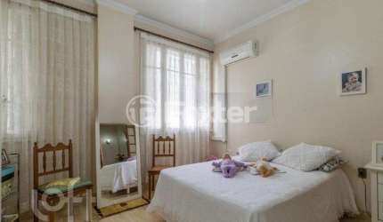 Apartamento com 3 quartos à venda na Avenida Borges de Medeiros, 929, Centro Histórico, Porto Alegre, 114 m2 por R$ 500.000