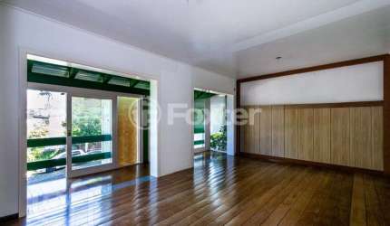 Casa com 3 quartos à venda na Rua Ilmo Alfredo Pletsch, 71, Jardim Mauá, Novo Hamburgo, 247 m2 por R$ 950.000
