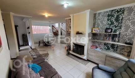 Casa com 4 quartos à venda na Rua Nazaré, 48, Nossa Senhora das Graças, Canoas, 232 m2 por R$ 1.200.000