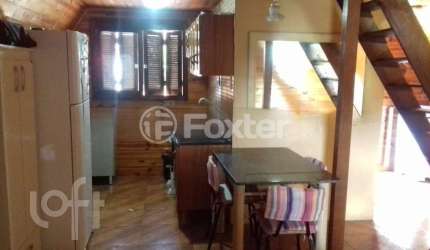 Casa com 2 quartos à venda na Travessa Chateaubriand, 102, Passo das Pedras, Porto Alegre, 84 m2 por R$ 250.000