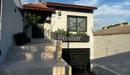 Casa com 4 quartos à venda na Rua Victor Silva, 224, Camaquã, Porto Alegre, 375 m2 por R$ 890.000