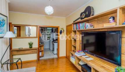 Apartamento com 2 quartos à venda na Rua Roque Calage, 260, Passo da Areia, Porto Alegre, 47 m2 por R$ 270.000