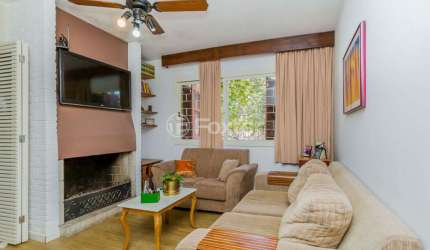 Casa com 3 quartos à venda na Avenida Clemenciano Barnasque, 702, Teresópolis, Porto Alegre, 172 m2 por R$ 660.000