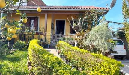 Casa com 2 quartos à venda na Rua Mirante do Guaíba, 70, Vila São José, Porto Alegre, 110 m2 por R$ 330.000