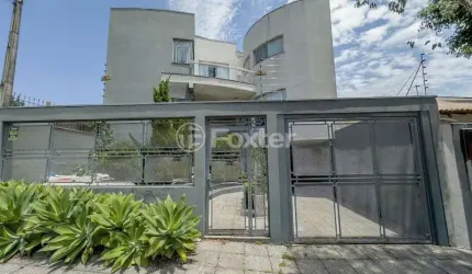 Casa com 3 quartos à venda na Rua Delfino Riet, 461, Santo Antônio, Porto Alegre, 443 m2 por R$ 2.840.500