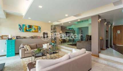 Casa com 4 quartos à venda na Rua Otávio Faria, 6, Teresópolis, Porto Alegre, 127 m2 por R$ 1.757.000