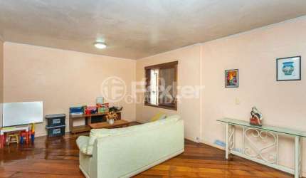 Casa com 2 quartos à venda na Rua Doutor Mário Totta, 2100, Tristeza, Porto Alegre, 215 m2 por R$ 665.000