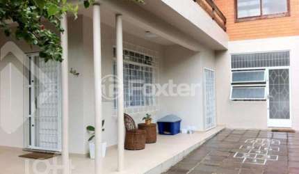 Casa com 4 quartos à venda na Rua Luiz Cosme, 468, Passo da Areia, Porto Alegre, 152 m2 por R$ 950.000
