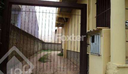 Casa com 4 quartos à venda na Rua Erechim, 414, Nonoai, Porto Alegre, 143 m2 por R$ 450.000