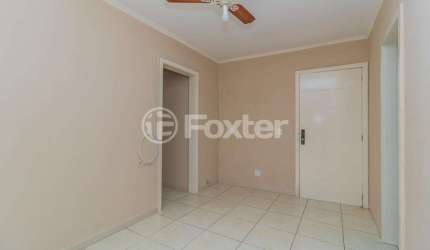 Apartamento com 2 quartos à venda na Rua Carlos Pessoa de Brum, 135, Santo Antônio, Porto Alegre, 52 m2 por R$ 200.000
