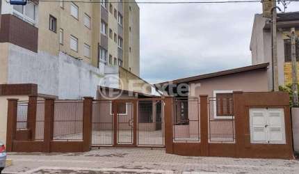 Casa com 6 quartos à venda na Rua Ceci Bastos, 35, Centro, Osório, 360 m2 por R$ 902.500