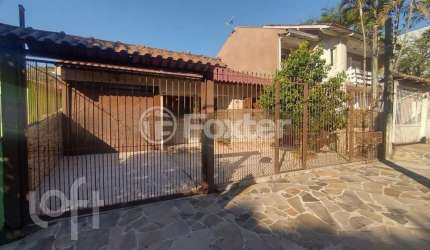 Casa com 3 quartos à venda na Beco do Carvalho, 311, Jardim Carvalho, Porto Alegre, 140 m2 por R$ 640.000