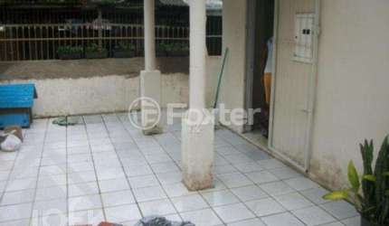 Casa com 2 quartos à venda na Rua Edyr Machado, 22, Farrapos, Porto Alegre, 70 m2 por R$ 190.000