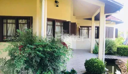 Casa em condomínio fechado com 3 quartos à venda na Rua Dos Papagaios, 20, Quinta da Serra, Canela, 370 m2 por R$ 3.000.000