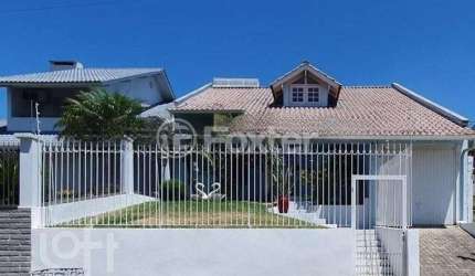 Casa com 3 quartos à venda na Rua Adriano Hugo Bender, 108, Santo Afonso, Novo Hamburgo, 126 m2 por R$ 574.800