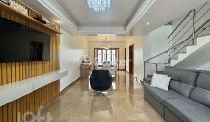 Casa com 4 quartos à venda na Rua da Felicidade, 124, Estância Velha, Canoas, 204 m2 por R$ 1.100.000