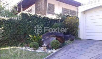 Casa com 3 quartos à venda na Rua Felipe Becker, 391, Três Figueiras, Porto Alegre, 510 m2 por R$ 2.130.000