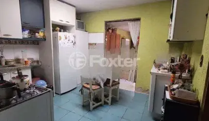 Casa com 3 quartos à venda na Praça Doutor Baltazar de Bem, 96, Vila Jardim, Porto Alegre, 200 m2 por R$ 361.000
