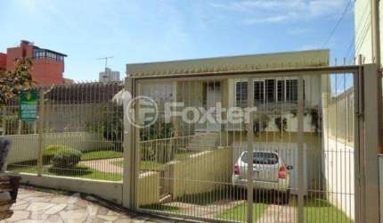 Casa com 4 quartos à venda na Rua Euclides da Cunha, 292, Rio Branco, Caxias do Sul, 420 m2 por R$ 1.200.000