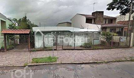 Casa com 3 quartos à venda na Avenida Capivari, 883, Cristal, Porto Alegre, 682 m2 por R$ 449.000