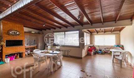 Casa com 4 quartos à venda na Rua Professor Ulisses Cabral, 64, Chácara das Pedras, Porto Alegre, 396 m2 por R$ 1.635.000