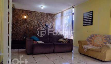 Casa com 3 quartos à venda na Rua Horizontina, 85, Cavalhada, Porto Alegre, 200 m2 por R$ 595.000