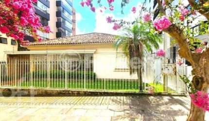 Casa com 5 quartos à venda na Rua Eça de Queiroz, 889, Petrópolis, Porto Alegre, 290 m2 por R$ 3.200.000