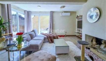 Casa com 3 quartos à venda na Rua Leopoldo Prux, 153, Parque das Hortênsias, Canela, 161 m2 por R$ 1.250.000