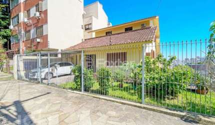 Casa com 6 quartos à venda na Rua Cervantes, 17, Jardim Botânico, Porto Alegre, 275 m2 por R$ 1.450.000
