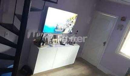 Casa com 2 quartos à venda na Rua Itapema, 274, Parque da Matriz, Cachoeirinha, 70 m2 por R$ 212.000