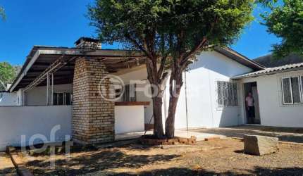 Casa com 3 quartos à venda na Rua Riachuelo, 289, Niterói, Canoas, 160 m2 por R$ 310.000