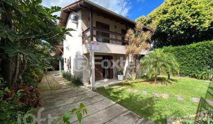 Casa com 3 quartos à venda na Servidão Costa do Moçambique, 358, São João do Rio Vermelho, Florianópolis, 180 m2 por R$ 904.000