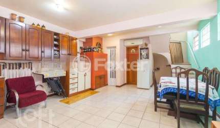 Casa com 3 quartos à venda na Rua Nunes Machado, 429, Azenha, Porto Alegre, 150 m2 por R$ 799.000