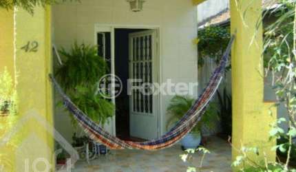 Casa com 2 quartos à venda na Praça Padre José Massimi, 42, Passo da Areia, Porto Alegre, 167 m2 por R$ 640.000