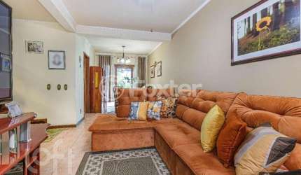Casa com 3 quartos à venda na Rua Abaeté, 387, Sarandi, Porto Alegre, 225 m2 por R$ 990.000