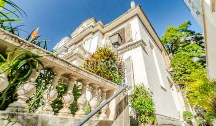 Casa com 4 quartos à venda na Rua Tiradentes, 107, Independência, Porto Alegre, 298 m2 por R$ 1.500.000