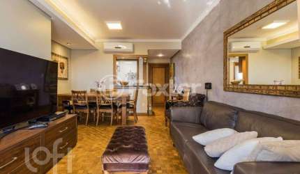 Apartamento com 3 quartos à venda na Rua Eça de Queiroz, 349, Petrópolis, Porto Alegre, 92 m2 por R$ 940.000