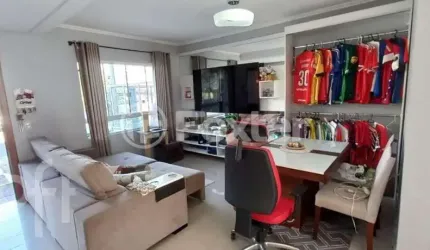 Casa com 2 quartos à venda na Avenida Nossa Senhora de Guadalupe, 1011, Hípica, Porto Alegre, 101 m2 por R$ 440.000