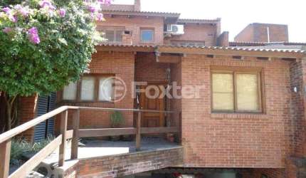 Casa com 4 quartos à venda na Rua Bazilio Pellin Filho, 900, Tristeza, Porto Alegre, 400 m2 por R$ 1.590.000