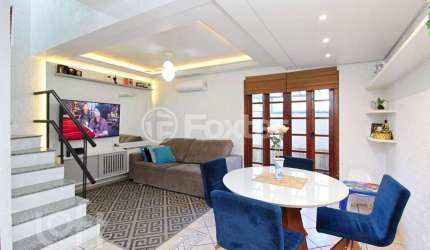 Casa em condomínio fechado com 3 quartos à venda na Avenida Wenceslau Escobar, 3714, Sétimo Céu, Porto Alegre, 136 m2 por R$ 590.000